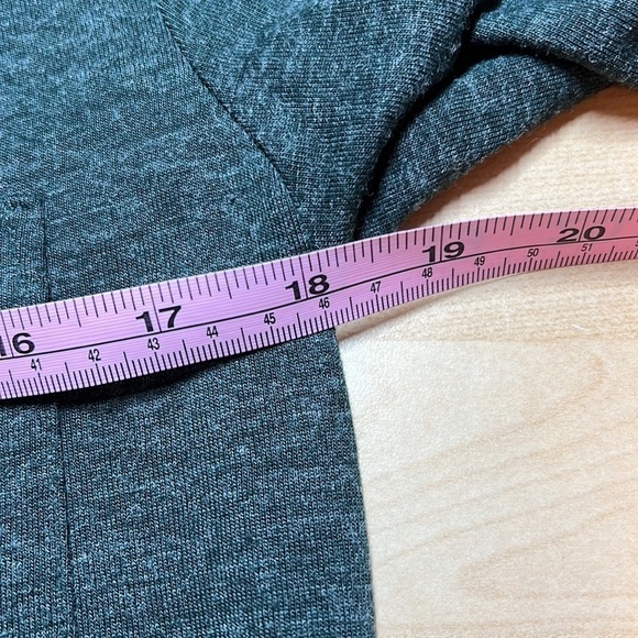 Roots Oversized Lightweight Knit Tunic Size XS - Picture 10 of 11